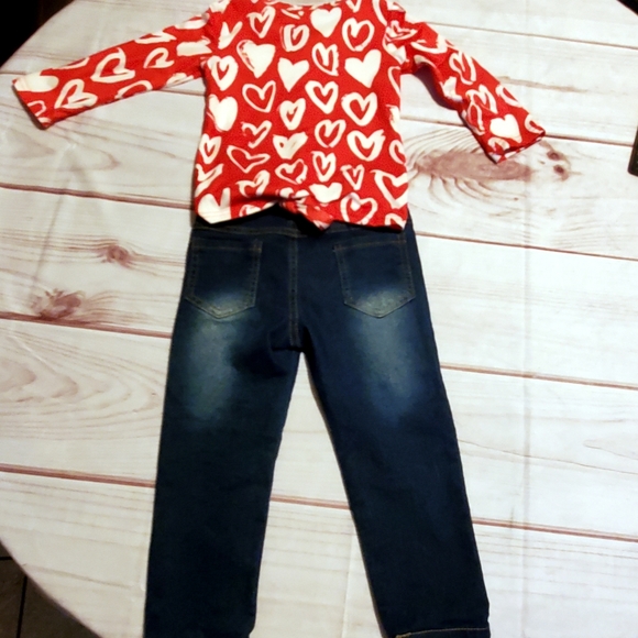 Mia Bella 2 piece Red Heart Tie Shirt & Peek a boo Jeans S 2T - Picture 6 of 11